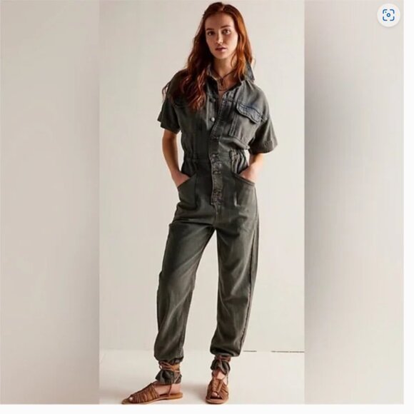NWOT Free People We the Free Marci Denim Utility Coveralls Size XS Ian Indigo - Picture 1 of 16